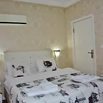Bed & Breakfast Garden Terrace 3*