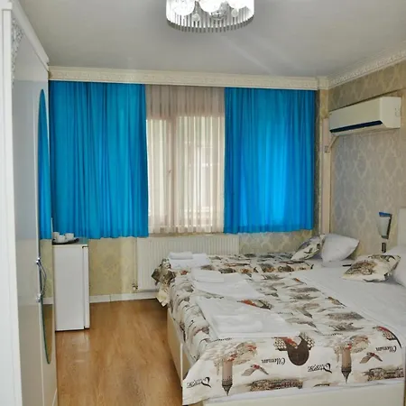 Garden Terrace Bed & Breakfast 3*