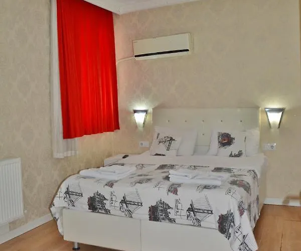 Bed & Breakfast Garden Terrace 3*